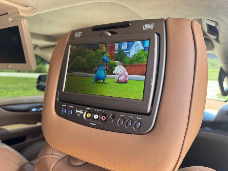 2016 Cadillac Escalade Platinum