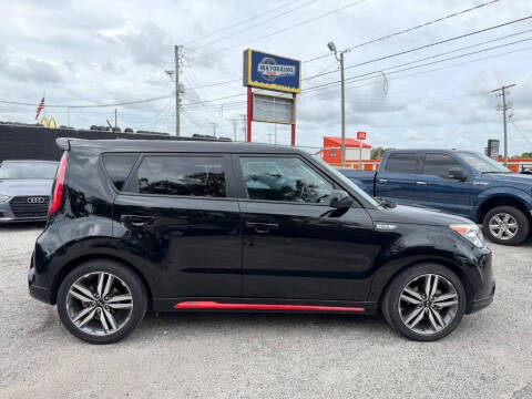 2015 Kia Soul +