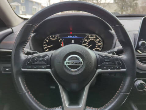 2022 Nissan Altima 2.5 SR