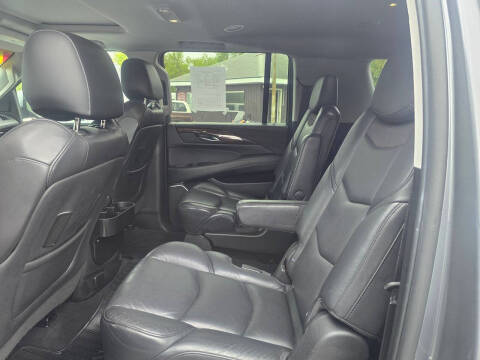 2019 Cadillac Escalade ESV Luxury