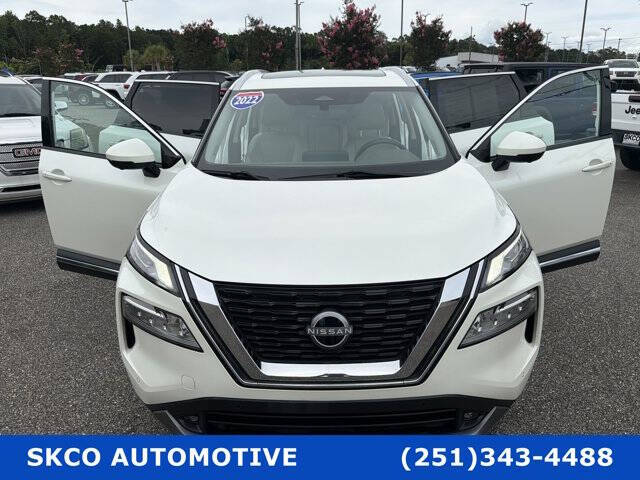 2022 Nissan Rogue SL