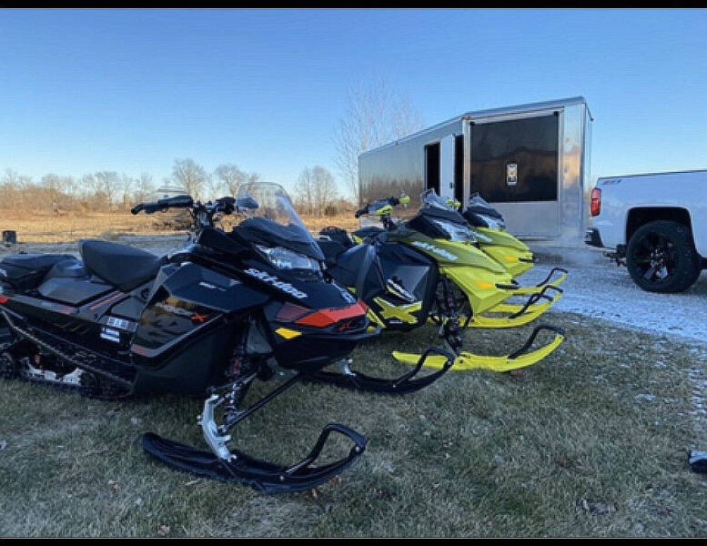 2017 Ski-Doo MXZ X 850 E-Tec