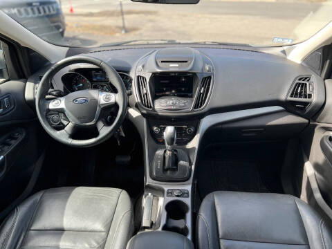 2015 Ford Escape SE