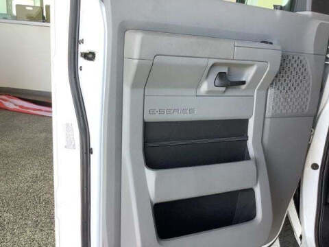 2024 Ford E-Series