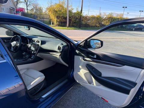 2017 Nissan Maxima Platinum