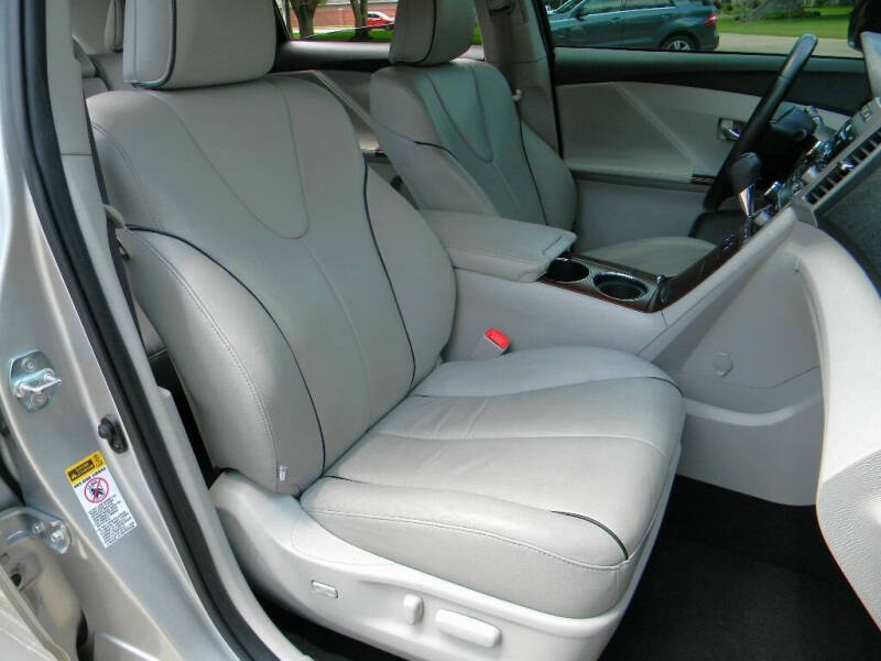 2009 Toyota Venza Base photo 24