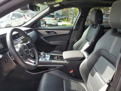 2024 Jaguar F-PACE P250 R-Dynamic S