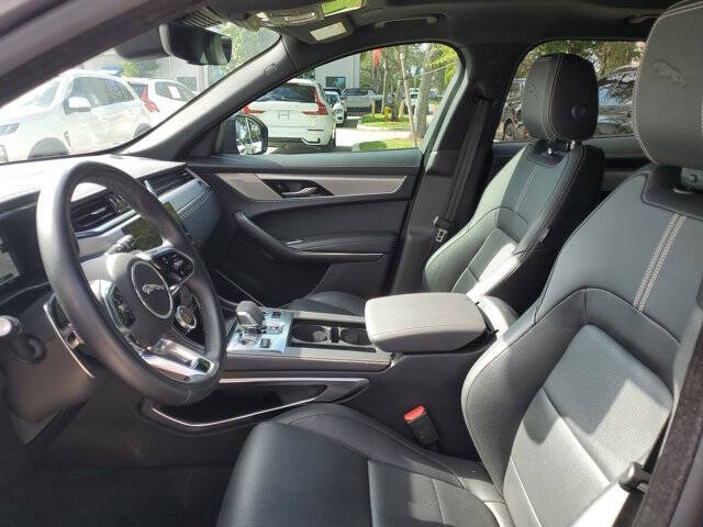 2024 Jaguar F-PACE P250 R-Dynamic S