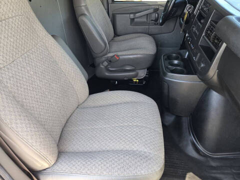 2021 Chevrolet Express 2500