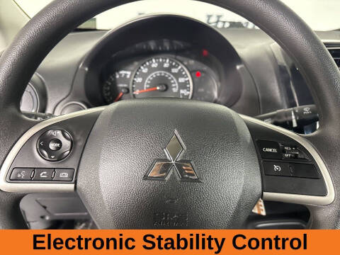 2024 Mitsubishi Mirage G4 ES