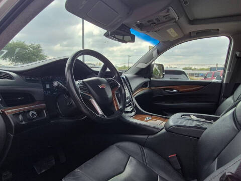 2016 Cadillac Escalade ESV Luxury Collection