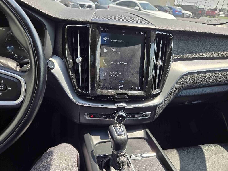 2018 Volvo XC60 T5 Momentum