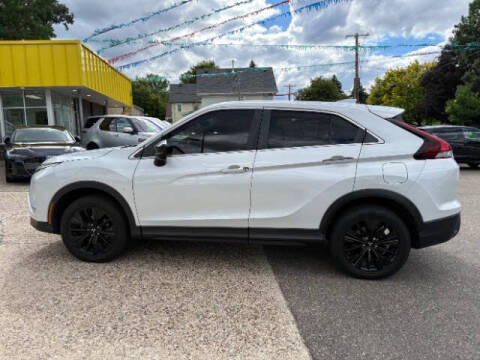 2022 Mitsubishi Eclipse Cross LE