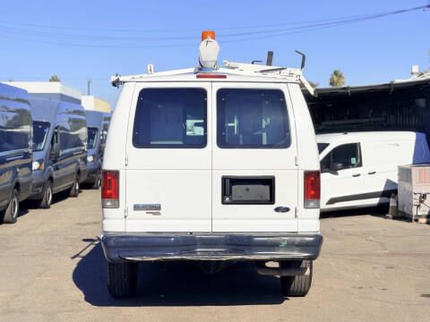 2011 Ford E-Series E-250