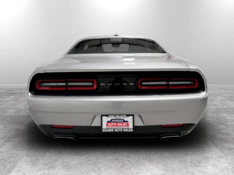 2017 Dodge Challenger SXT