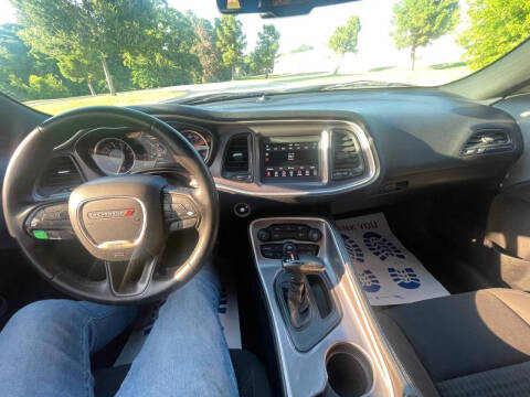 2019 Dodge Challenger SXT