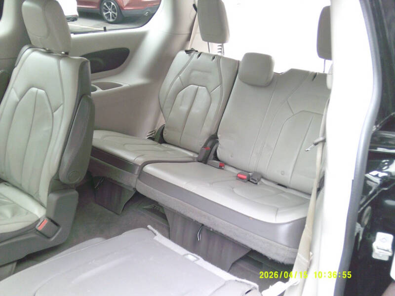 2017 Chrysler Pacifica Touring Plus