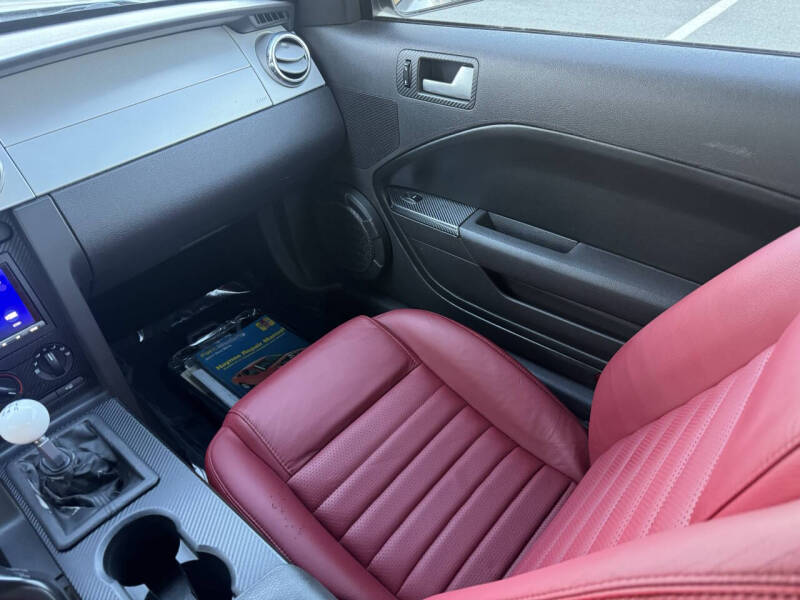 2005 Ford Mustang GT Premium