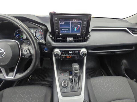 2020 Toyota RAV4 Hybrid XLE