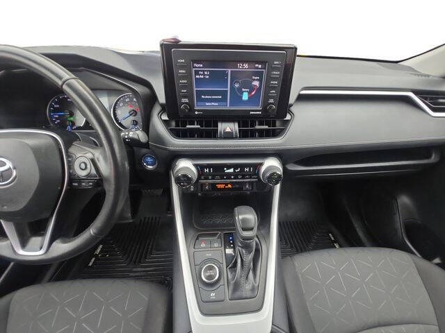 2020 Toyota RAV4 Hybrid XLE