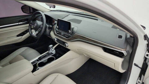 2022 Nissan Altima 2.5 SL