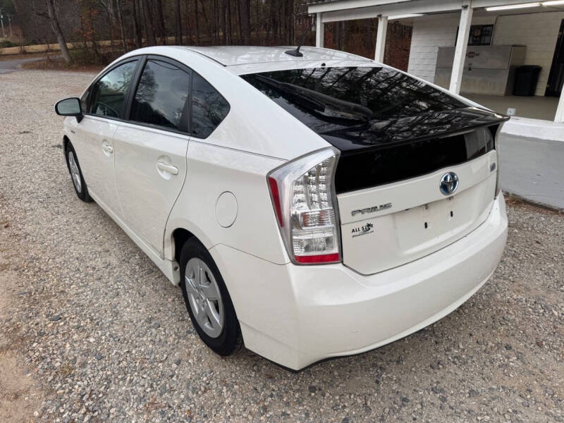 2010 Toyota Prius III