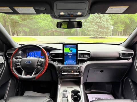 2020 Ford Explorer ST