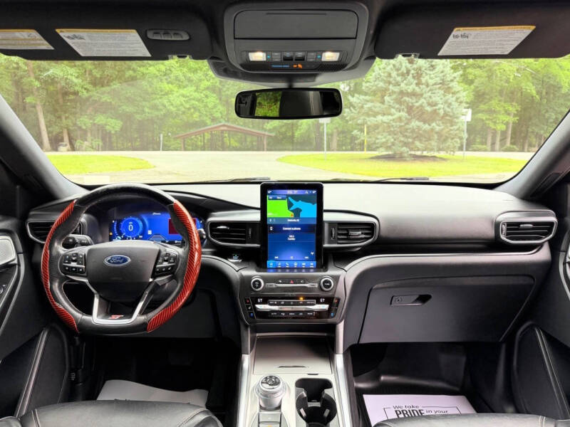 2020 Ford Explorer ST