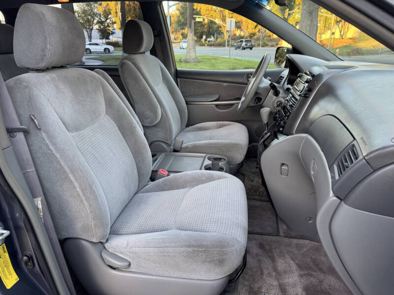 2006 Toyota Sienna CE 7 Passenger