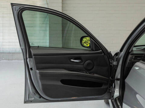 2011 BMW 3 Series 335i