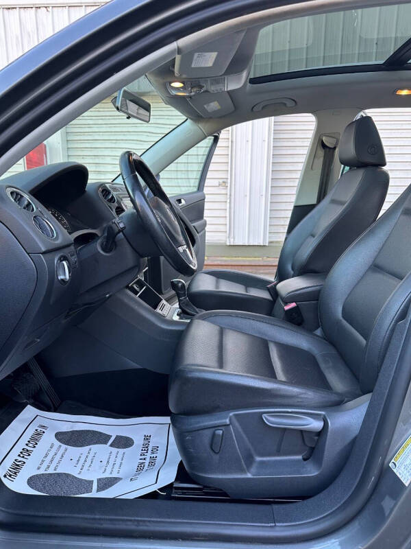 2013 Volkswagen Tiguan S 4Motion