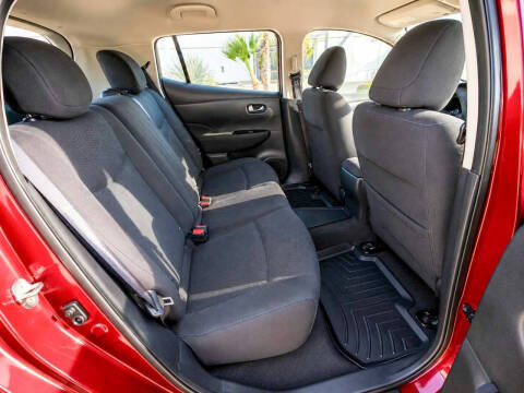 2016 Nissan LEAF SV