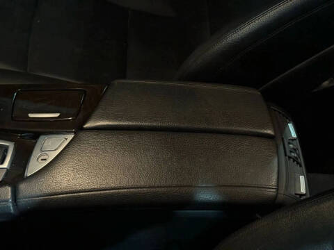 2015 BMW 5 Series 528i