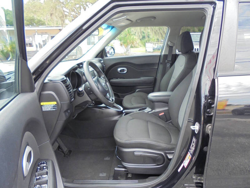 2017 Kia Soul +