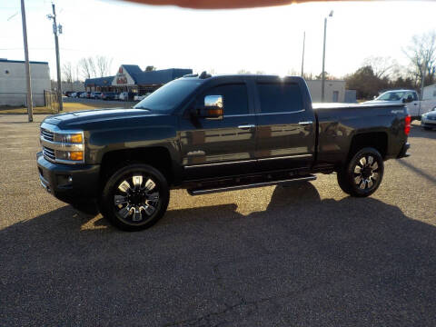 2017 Chevrolet Silverado 3500HD for sale at Young's Motor Company Inc. in Benson NC