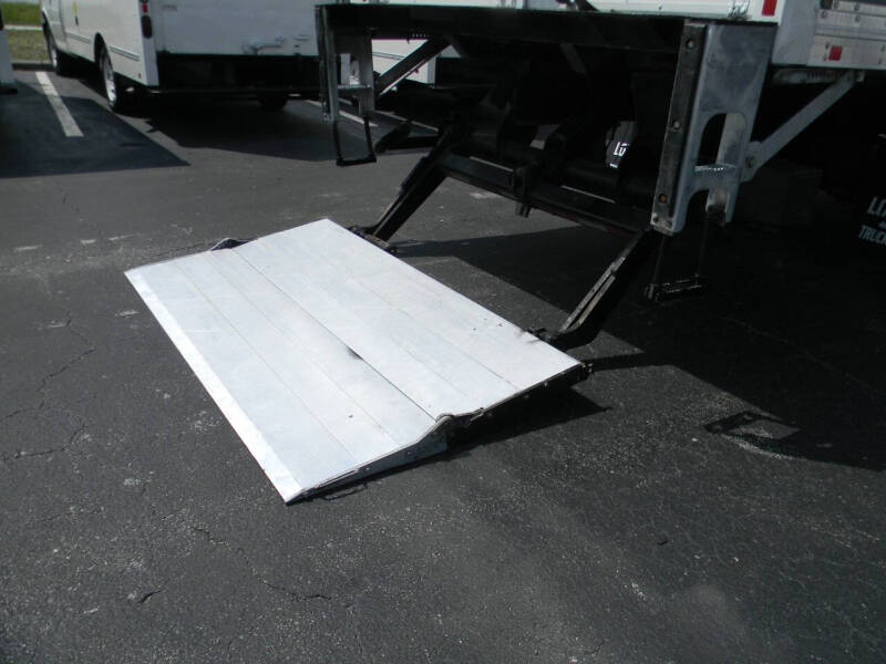 2018 International DuraStar 4300