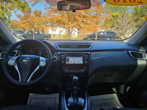 2016 Nissan Rogue SV