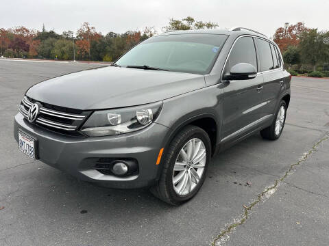 2015 Volkswagen Tiguan SEL 4Motion