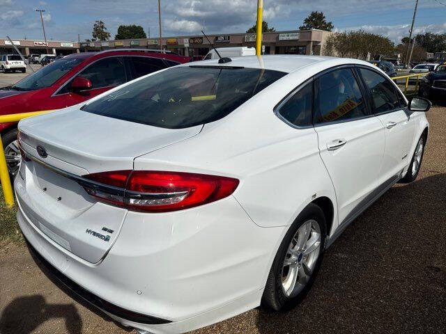 2018 Ford Fusion Hybrid SE