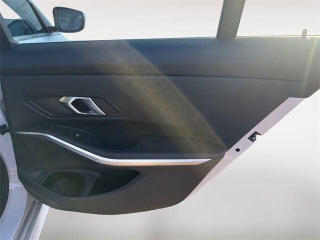 2024 BMW 3 Series 330i xDrive