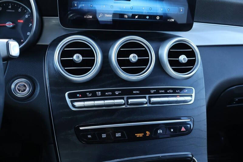 2021 Mercedes-Benz GLC GLC 300