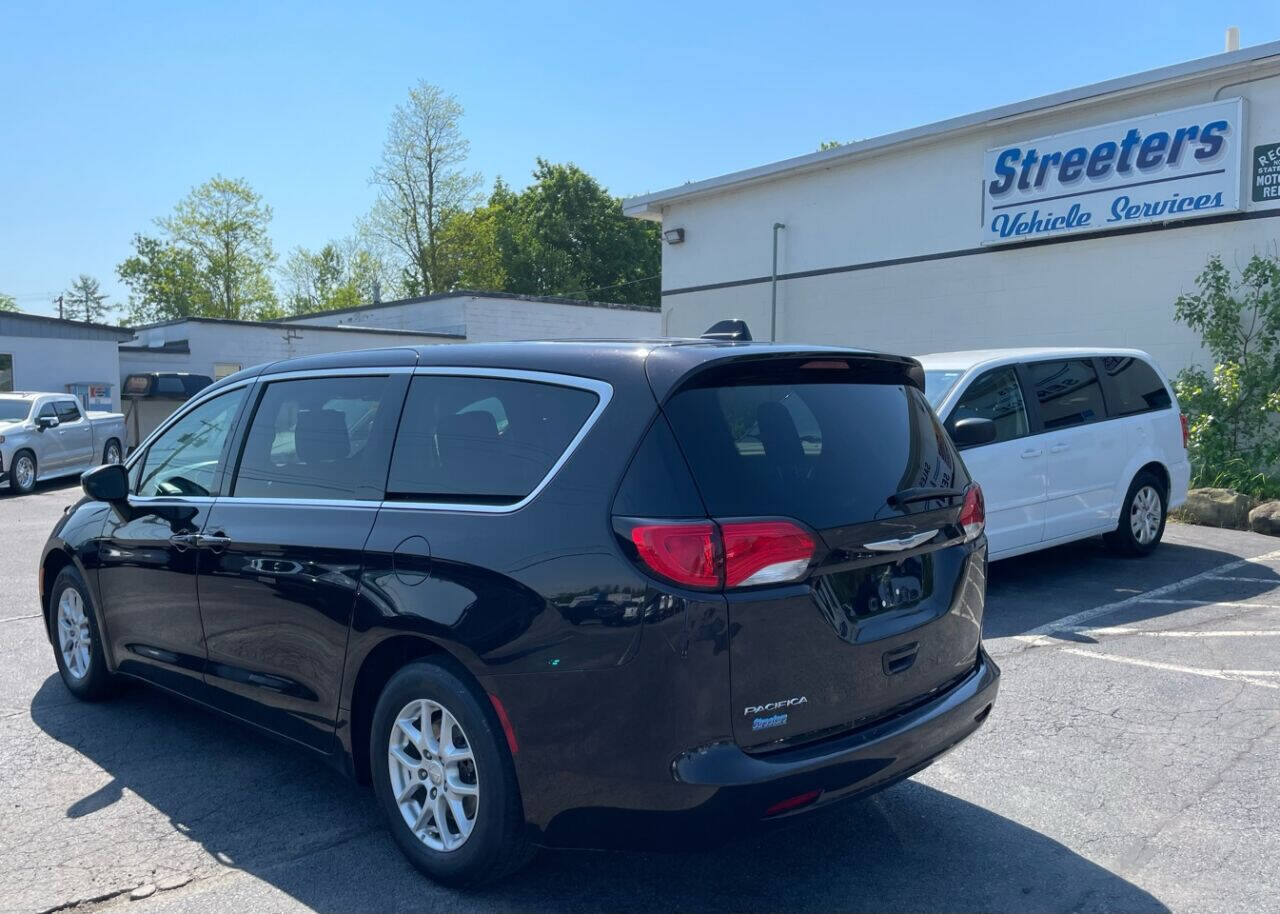 2017 Chrysler Pacifica for sale at Streeters Vehicle Sales in Plattsburgh, NY