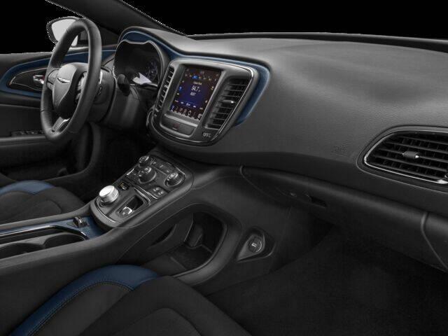 2016 Chrysler 200 S