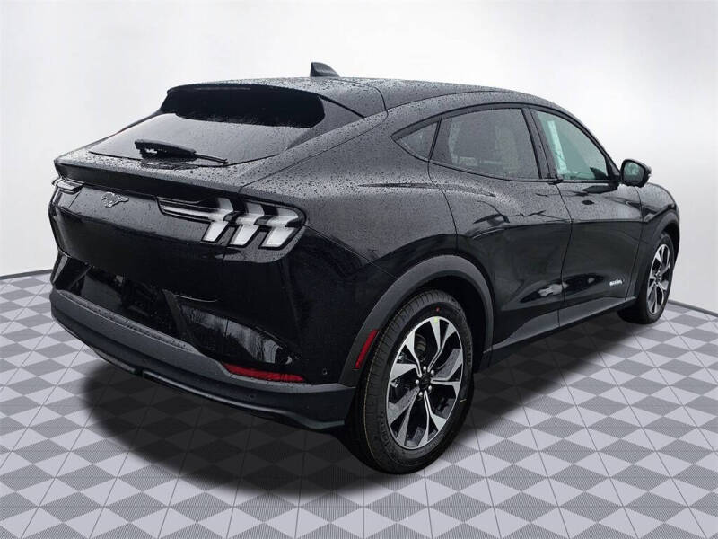 2024 Ford Mustang Mach-E Select