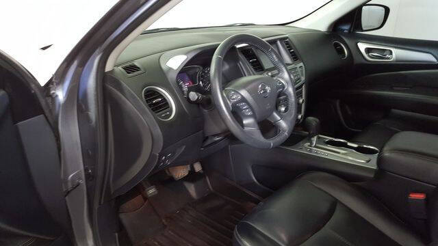 2018 Nissan Pathfinder SL