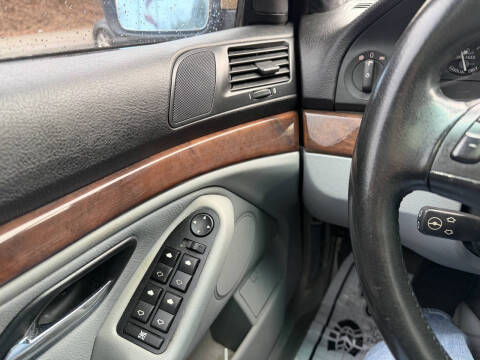 2003 BMW 5 Series 540i