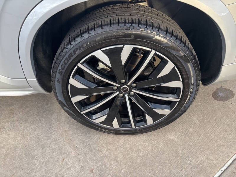 2025 Volvo XC90 B6 Plus Bright Theme 7P