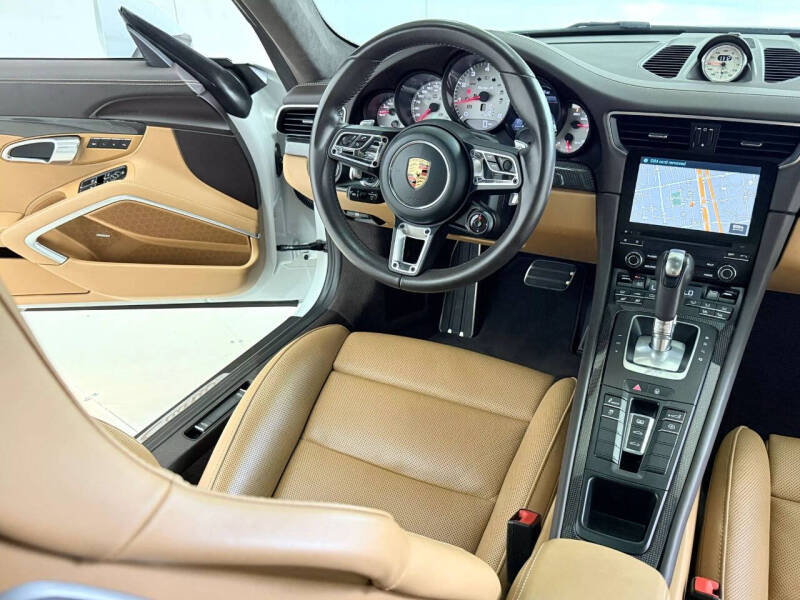 2017 Porsche 911 Turbo S