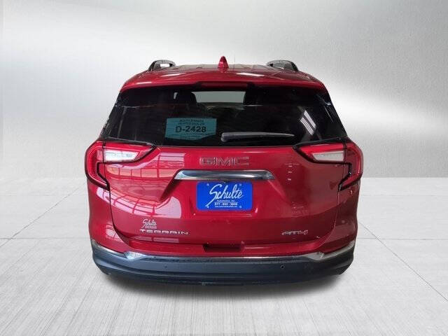 2024 GMC Terrain AT4