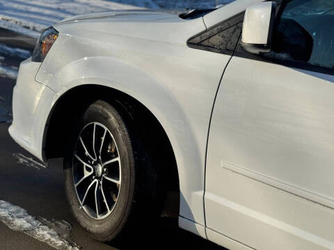 2017 Dodge Grand Caravan SE